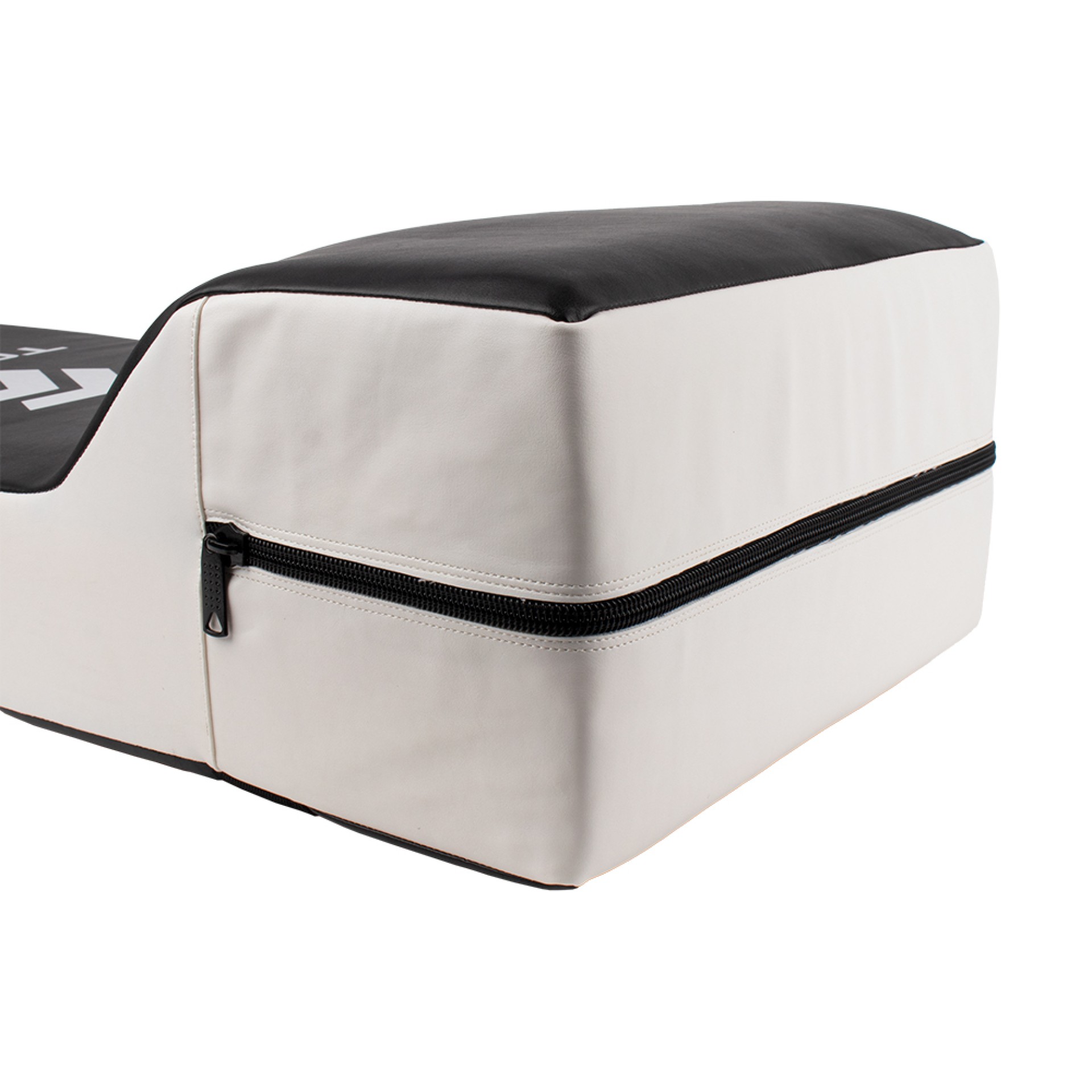 ESCUDO DE PLASTRON CURVO TOPGIM