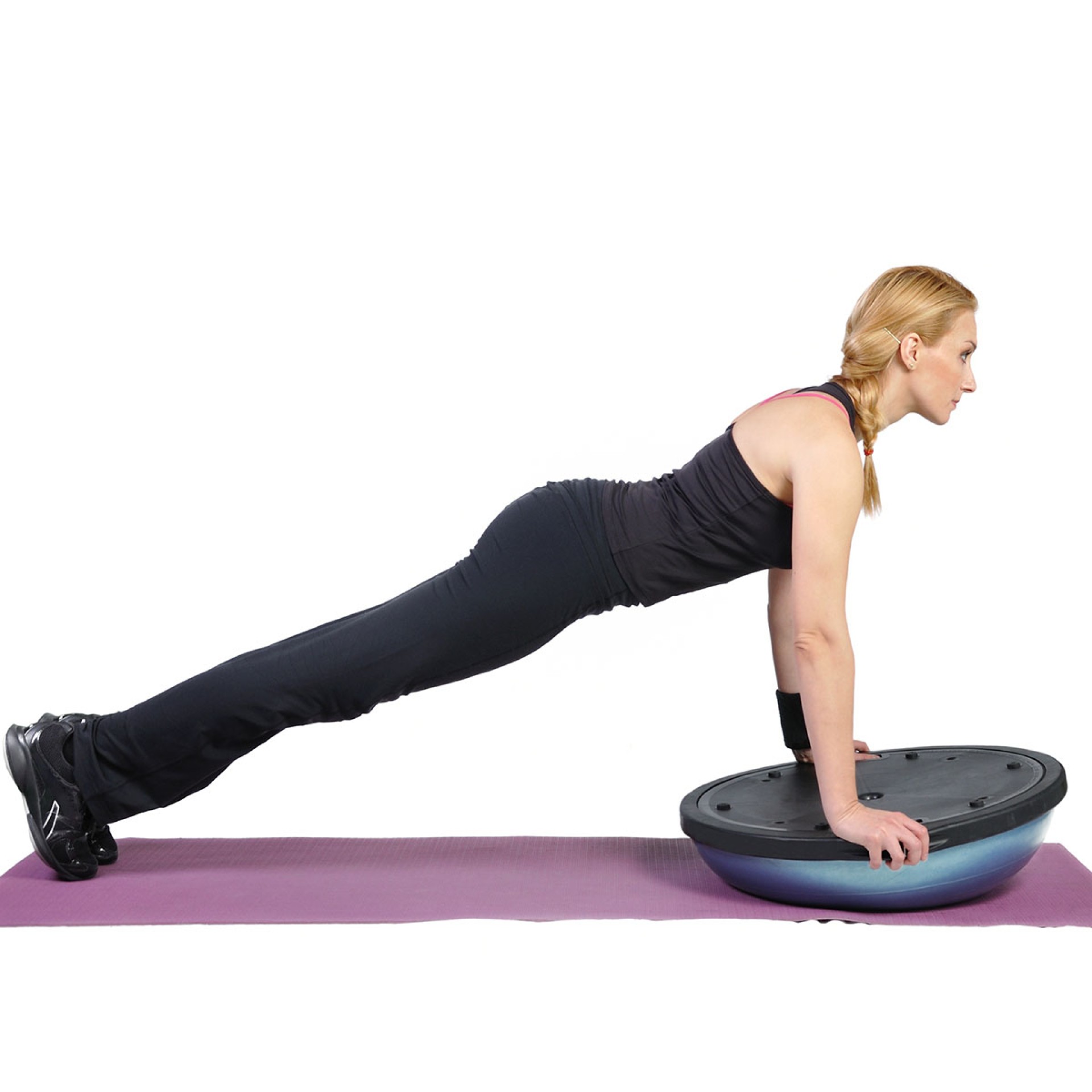 BOSU BALANCE TRAINER