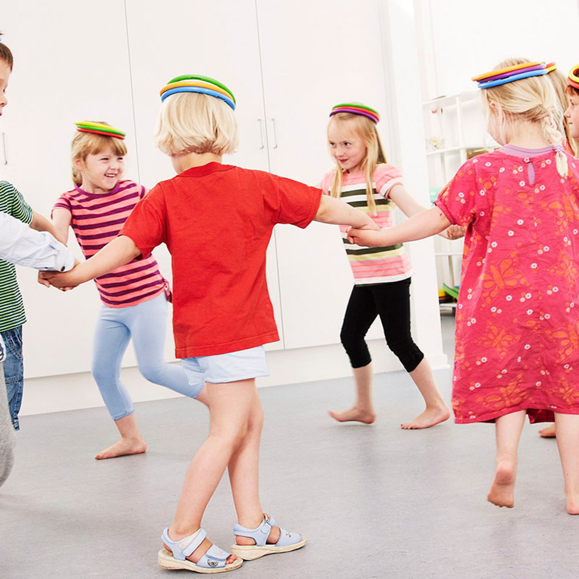 SET DE 6 ANILLOS MULTIUSOS DE COLORES 16cm gonge