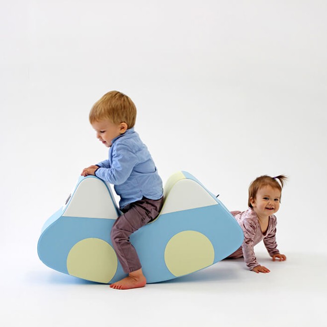 RIDE ON TOY - CAR - AZUL CLARO