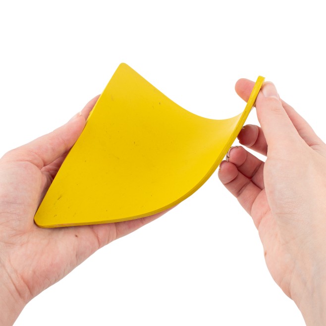 TRIÁNGULO DE PVC