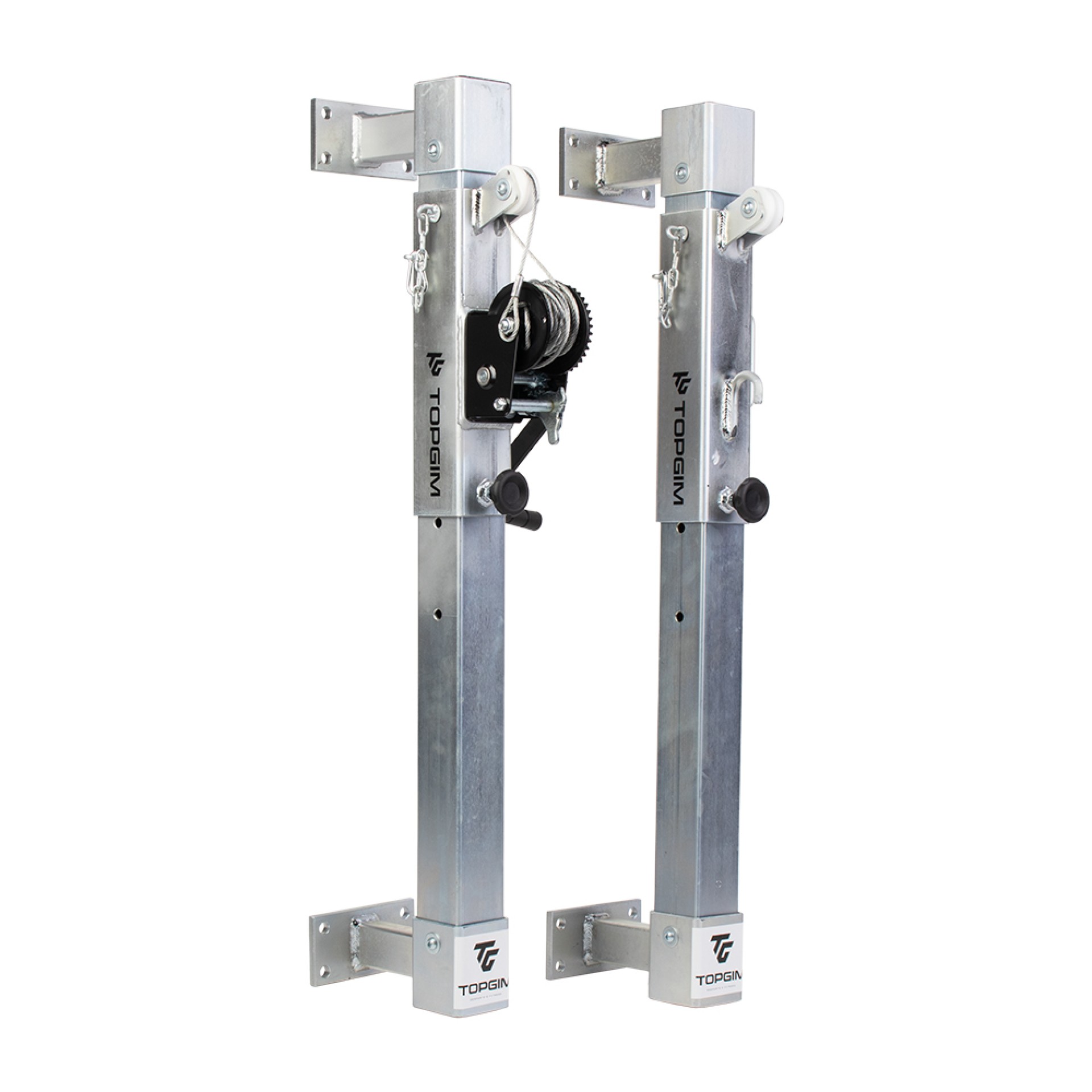 PAR DE POSTES DE VOLEIBOL EN LA PARED