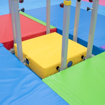 CONJUNTO DE APARATOS DE GIMNASIA ARTSTICA