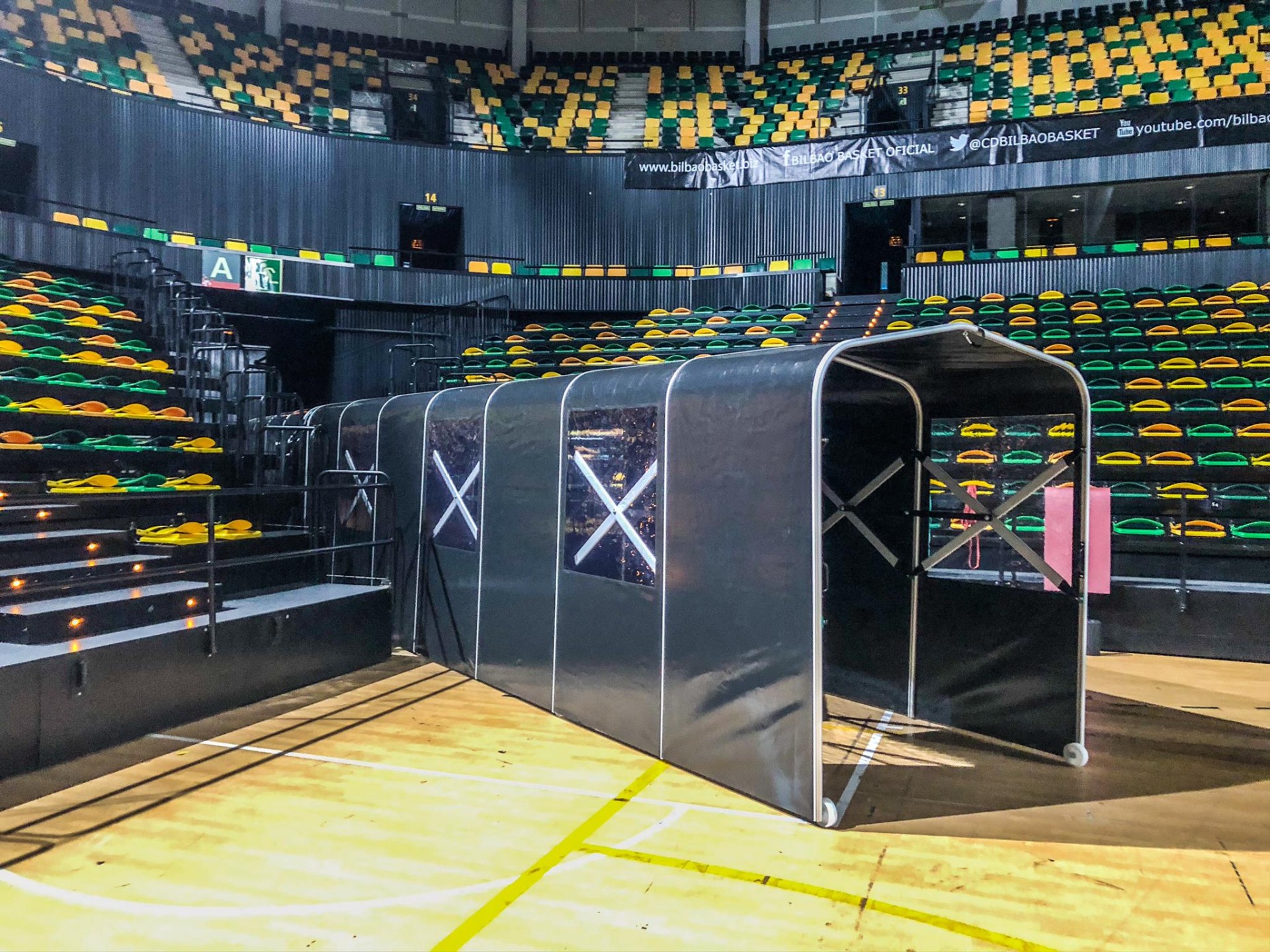 TÚNEL EXTENSIBLE PARA ACCESO AL BAÑO