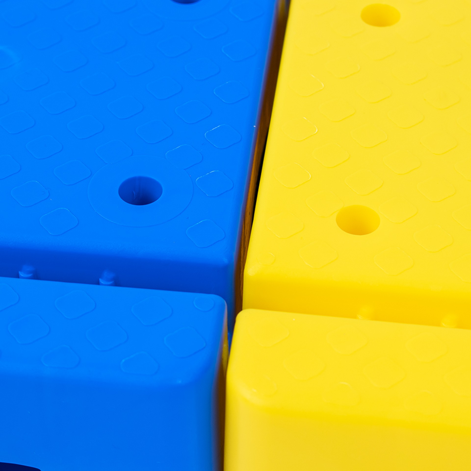 SET DE 4 LADRILLOS COMPACTOS 36x15x10cm