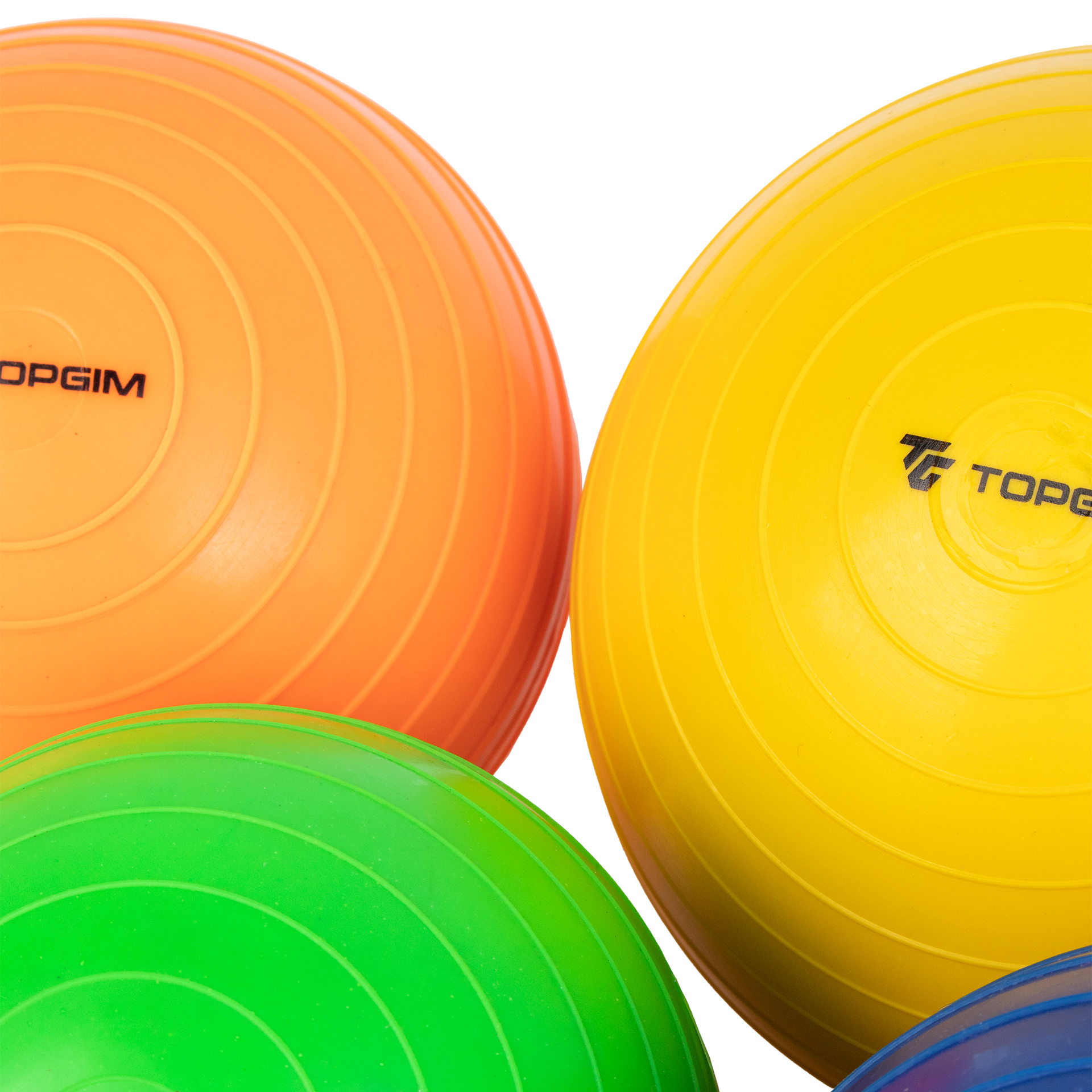 GROOVED RUBBER ATHLETICS SHOT PUT