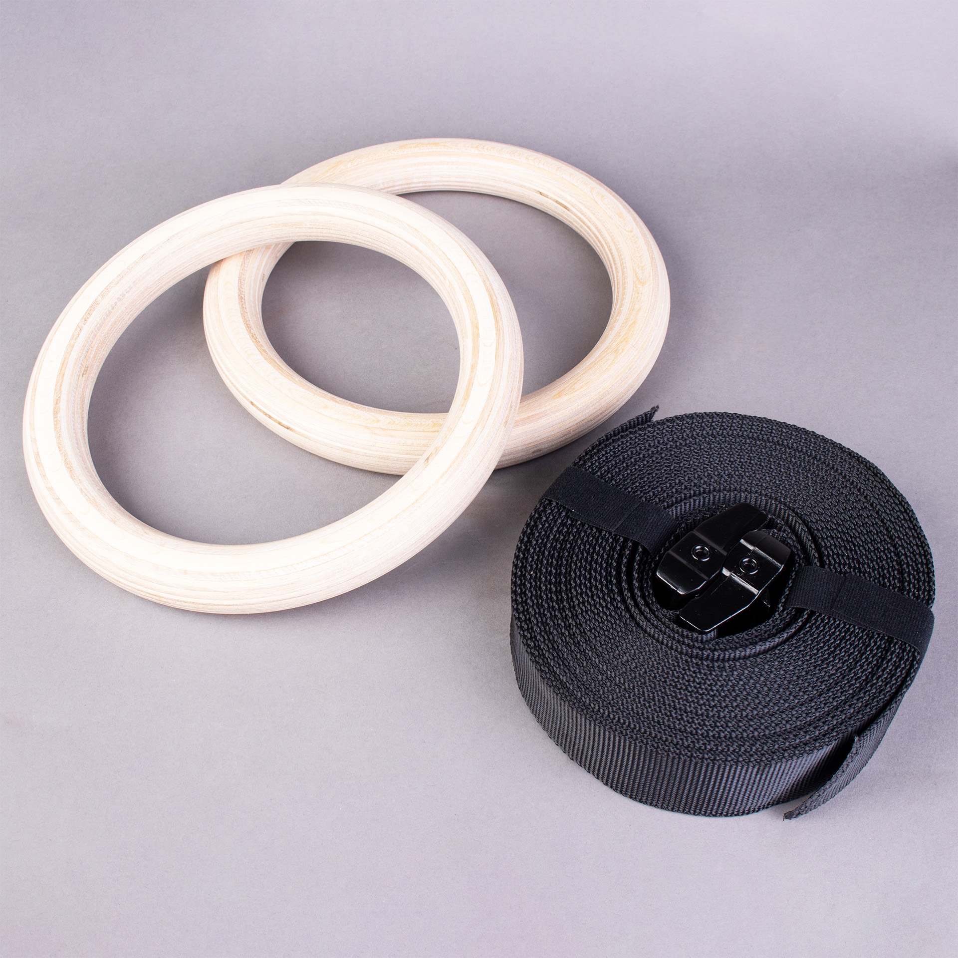 PAR DE ANILLAS Y CORREAS DE MADERA