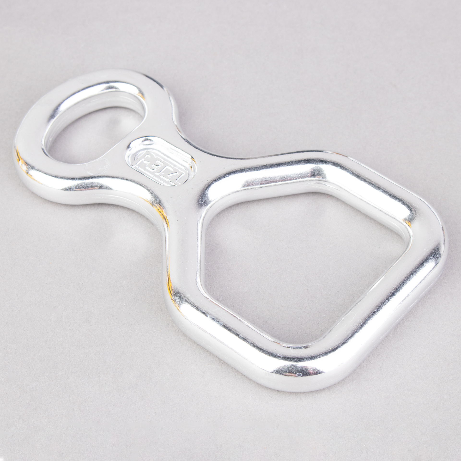 DESCENSOR PETZL HUIT