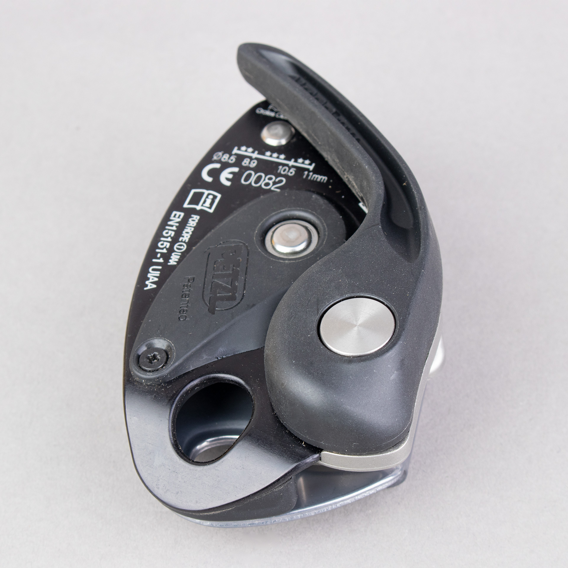 PETZL GRIGRI ASEGURADOR CON BLOQUEO ASISTIDO