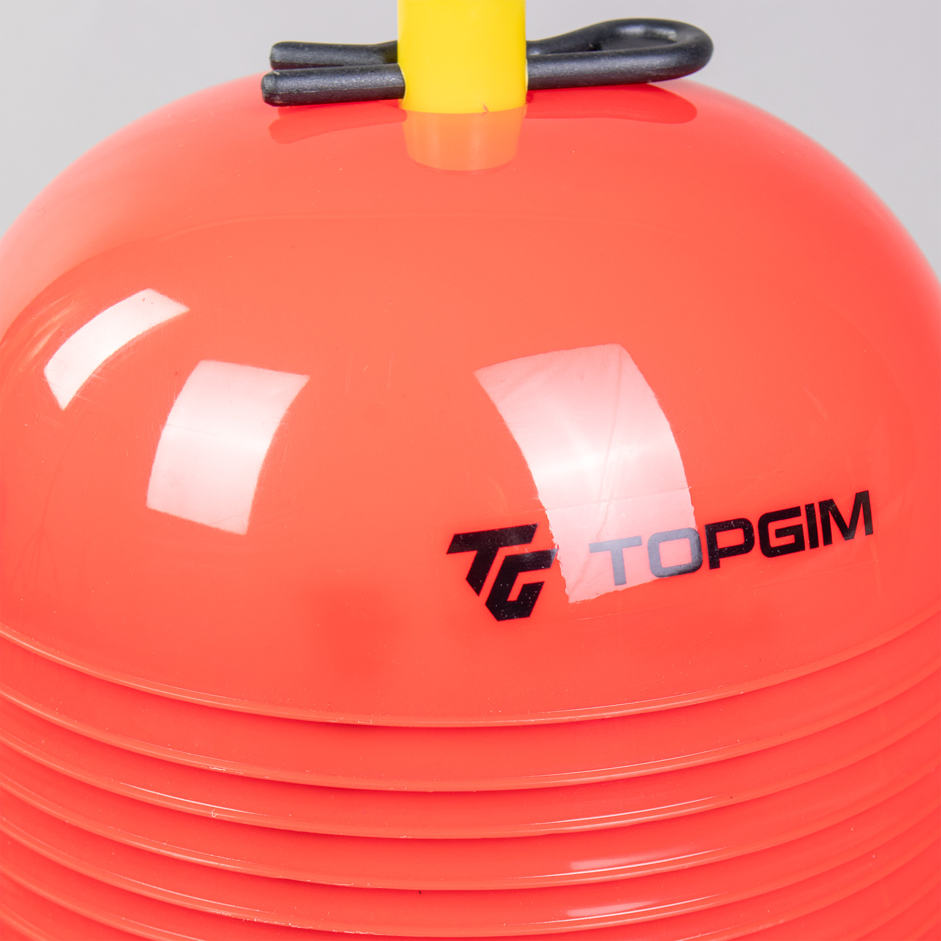 40 MARCAS DELIMITADORAS DE ESPACIO EN MEDIA LUNA