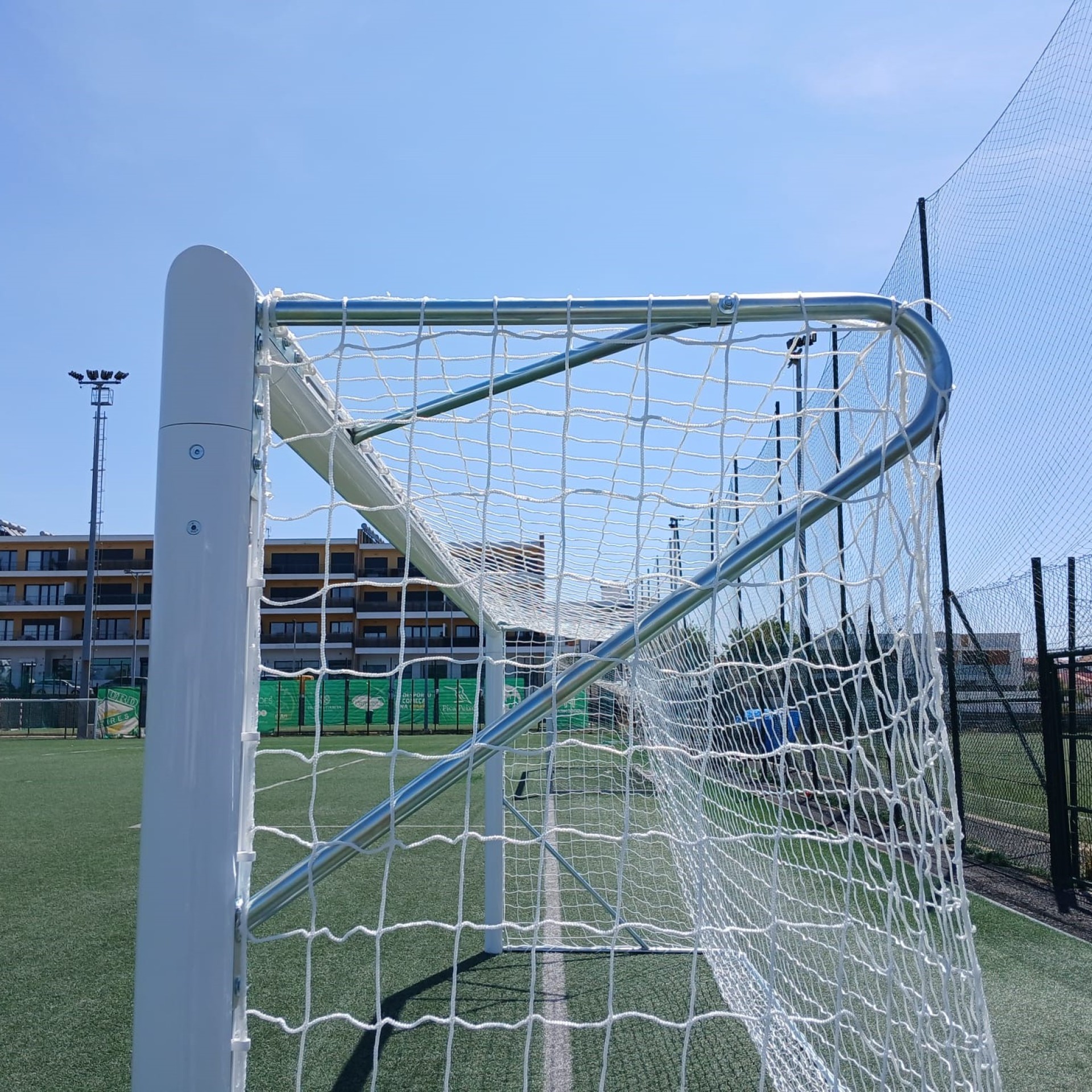 PORTERÍA DE FÚTBOL 7 MÓVIL