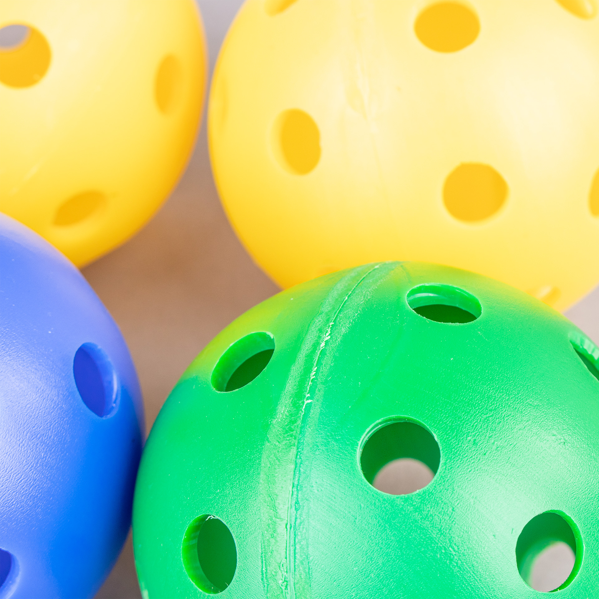 CONJUNTO DE BOLAS RÍGIDAS PERFORADAS