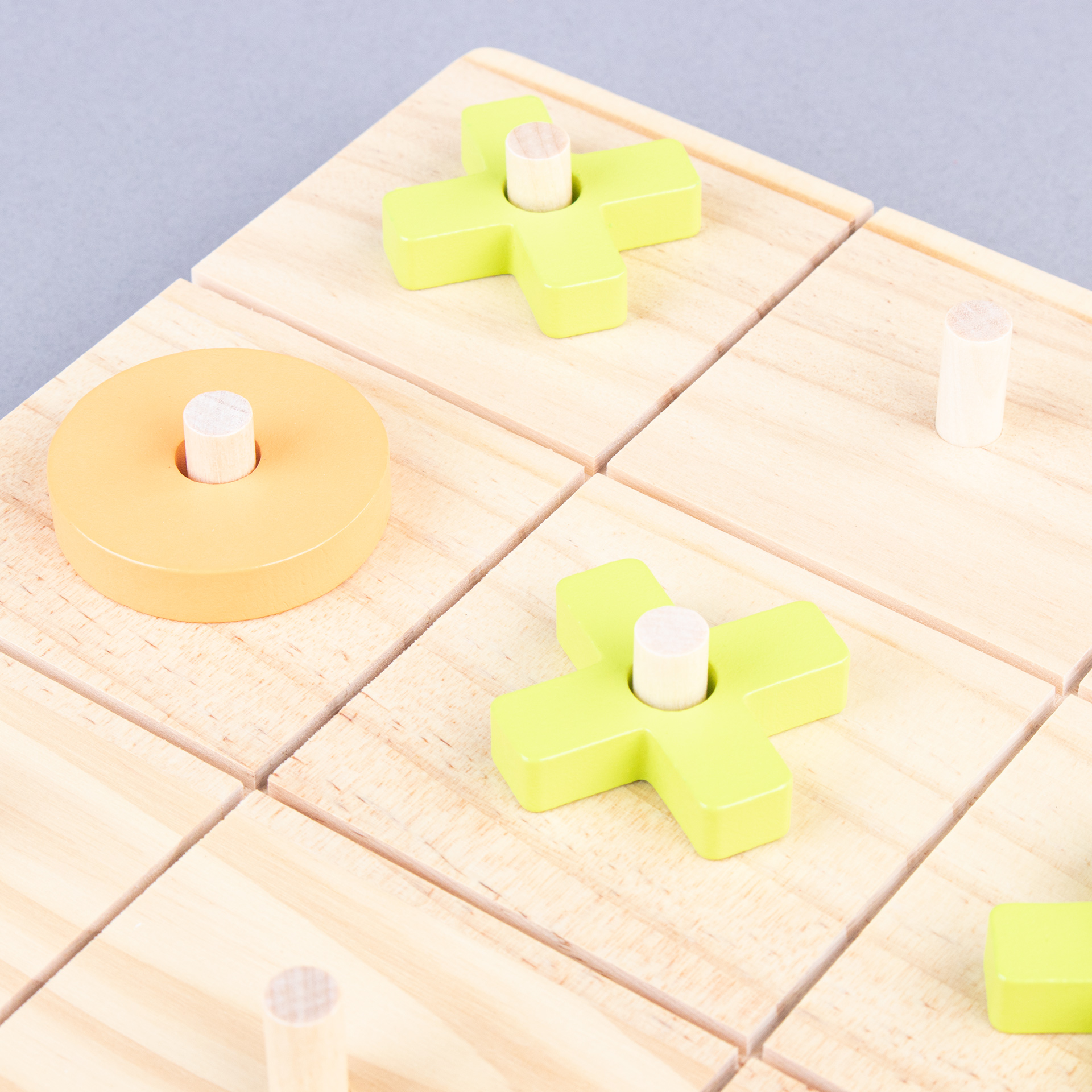 JUEGO DE TRES EN RAYA