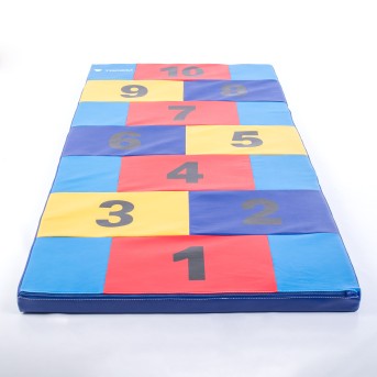 FOAM HOPSCOTCH GAME