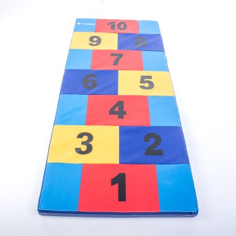 FOAM HOPSCOTCH GAME