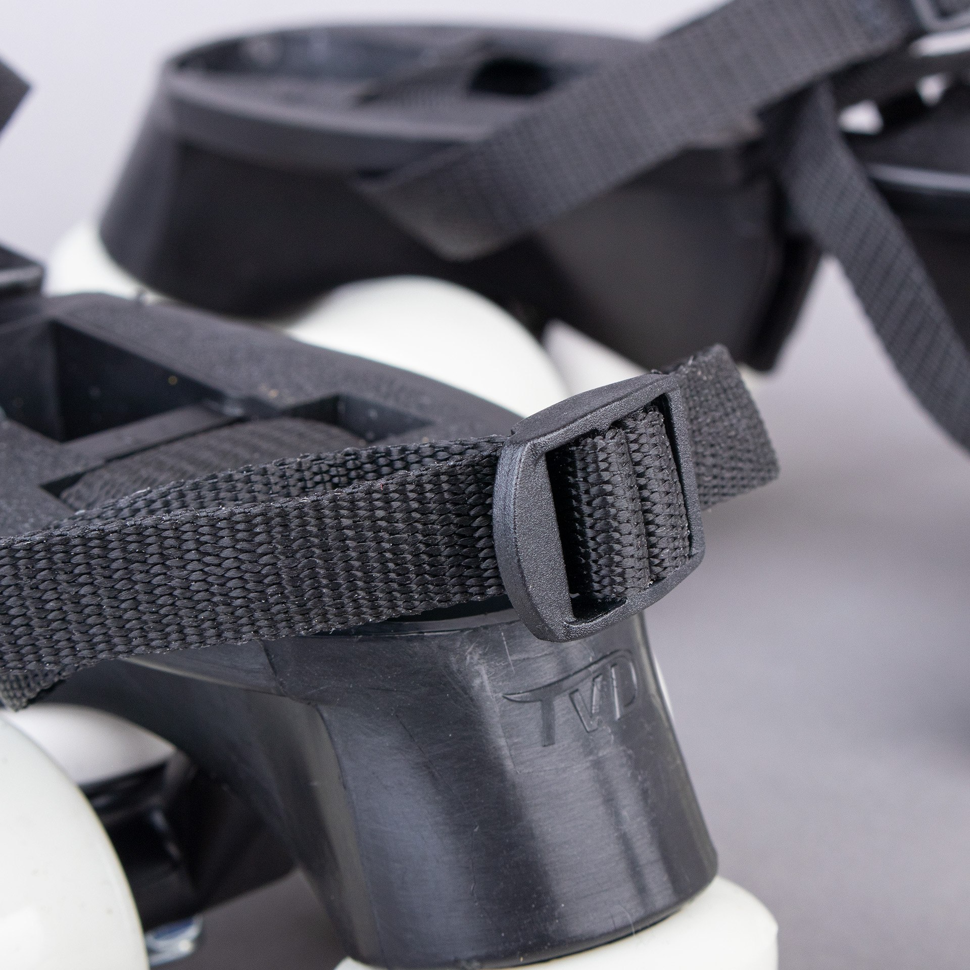 EXTENDABLE SKATES TVD