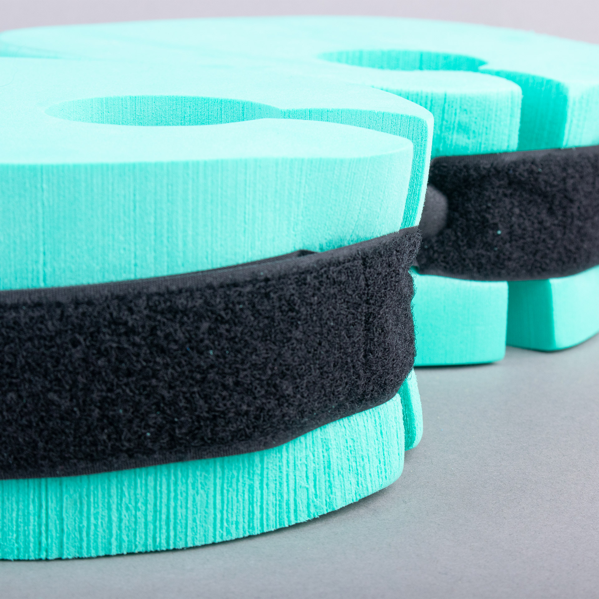 BRAÇADEIRAS ESPUMA DE PLASTAZOTE