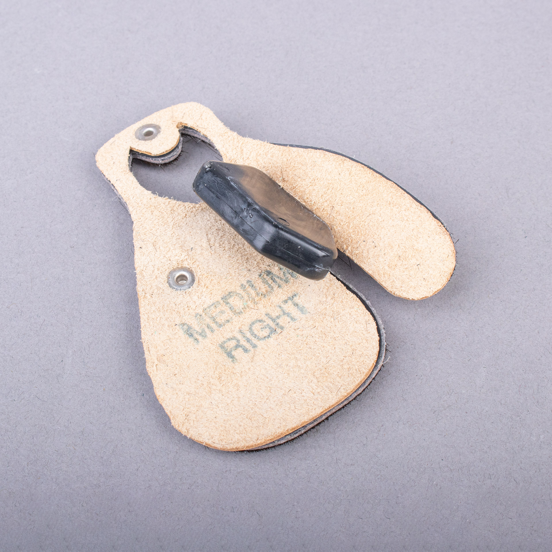 DEDEIRA DE INICIAÇÃO COM AFASTADOR