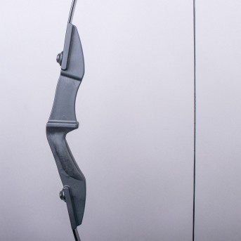 RESIN AND CARBON SCHOOL BOW