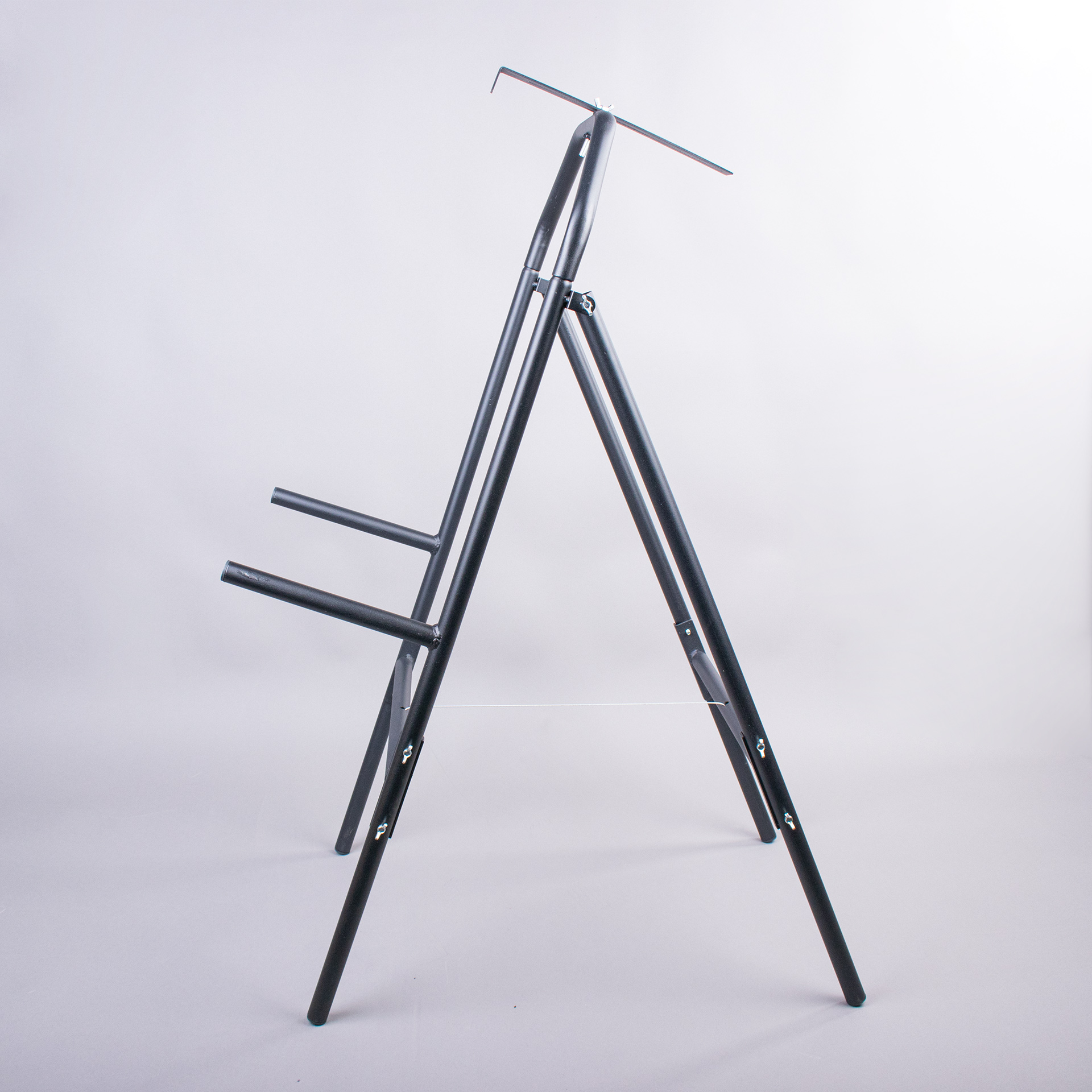 CAVALETE ALTO EM METAL PARA BASTIDOR DE TIRO COM ARCO