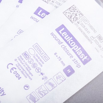 LOTE DE 5 SAQUETAS DE 3 SUTURAS ADESIVAS