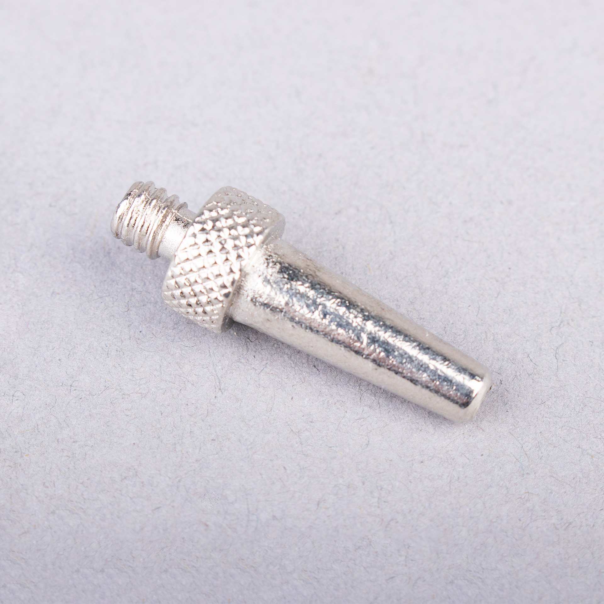 AGUJA CÓNICA DE METAL