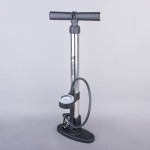 BOMBA VERTICAL CON MEDIDOR DE PRESIÓN