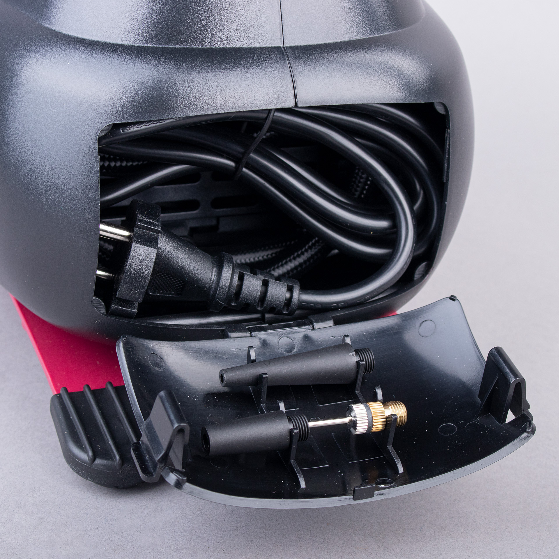 COMPRESSOR ELÉCTRICO 220V VOLCANO C/ MEDIDOR DE PRESSÃO