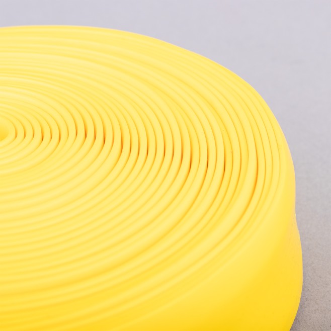 RUBBER TAPE FOR MARKING FIELDS