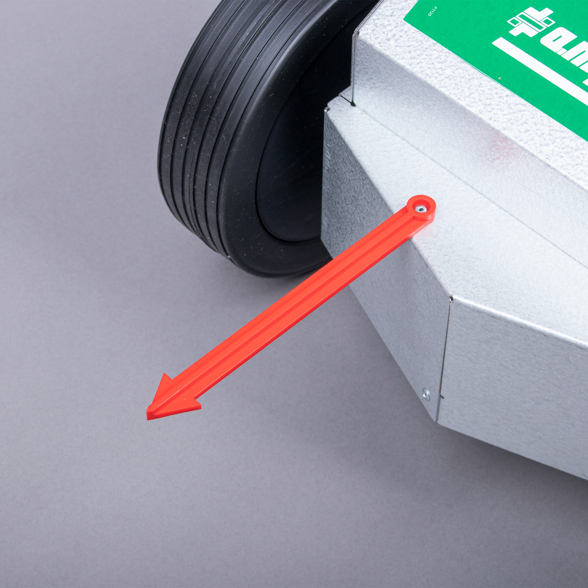 SPORT STRIPER AEROSOL MARKING MACHINE