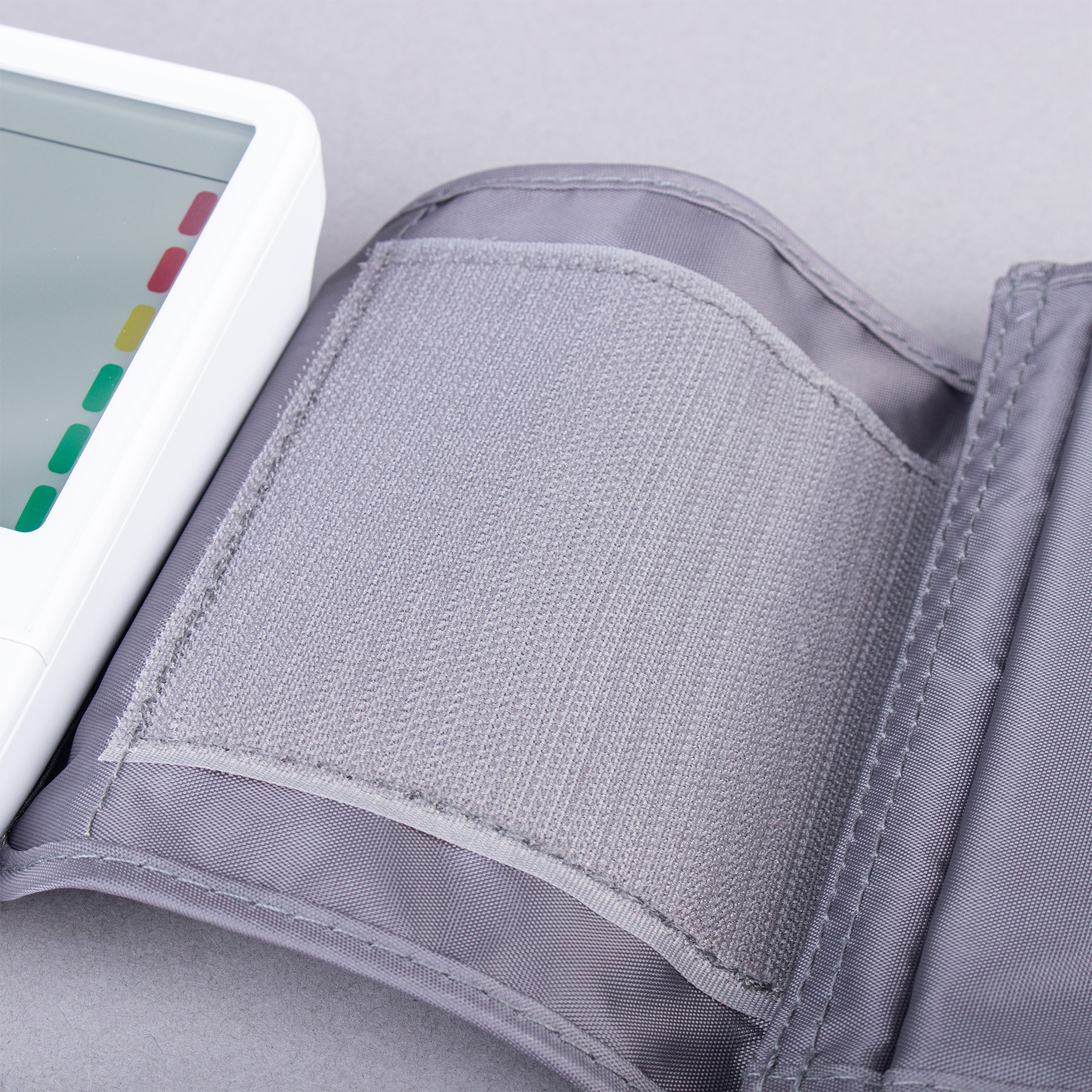 MEDIDOR AUTOMÁTICO DA PRESSÃO ARTERIAL MEDEL CHECK ELITE