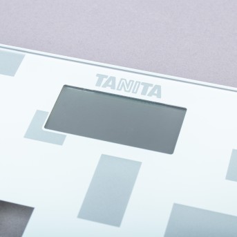 TANITA HD-380 ELECTRONIC FLOOR SCALE TANITA HD-380 ELECTRONIC FLOOR SCALE