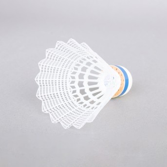 VOADORES YONEX MAVIS 600 (6 UNIDADES) VOADORES YONEX MAVIS 600 (6 UNIDADES)