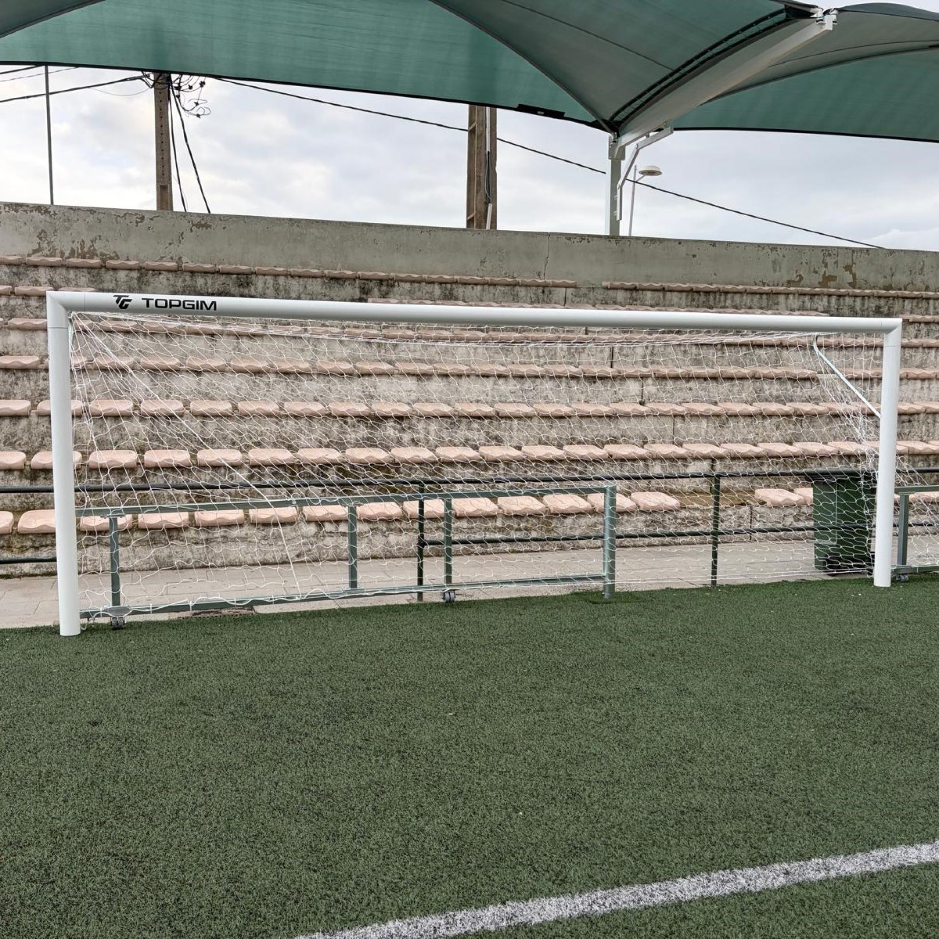 FOLDABLE FOOTBALL GOAL 7