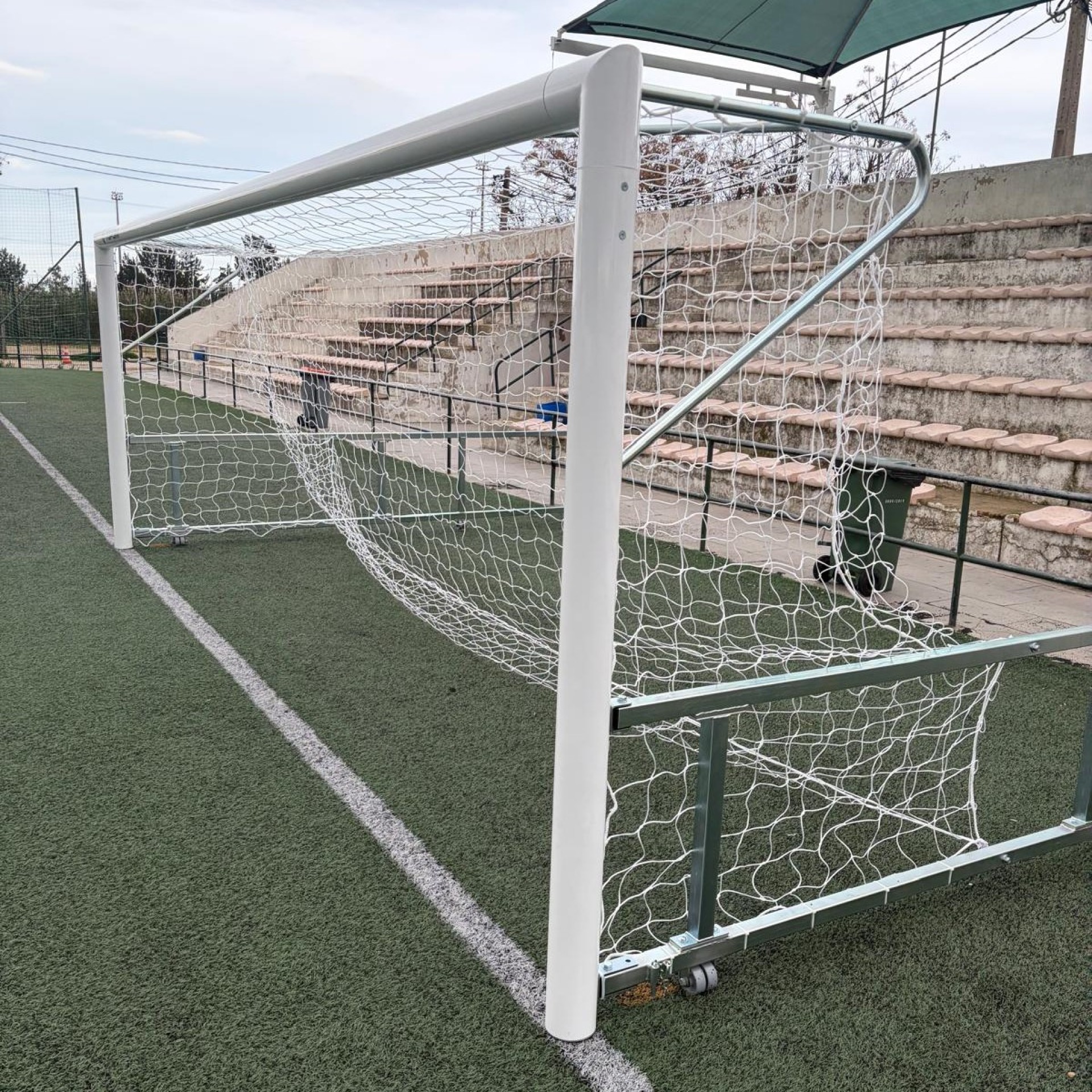 FOLDABLE FOOTBALL GOAL 7