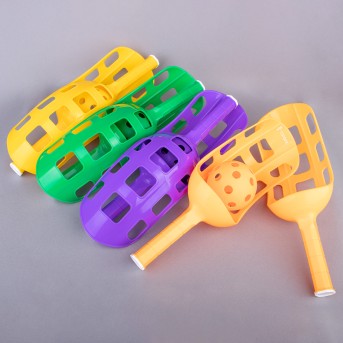 THROW AND CATCH GAME