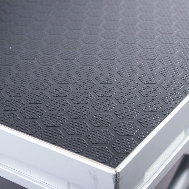 PORTABLE STAGE FOR FITNESS STUDIO OR EVENTS