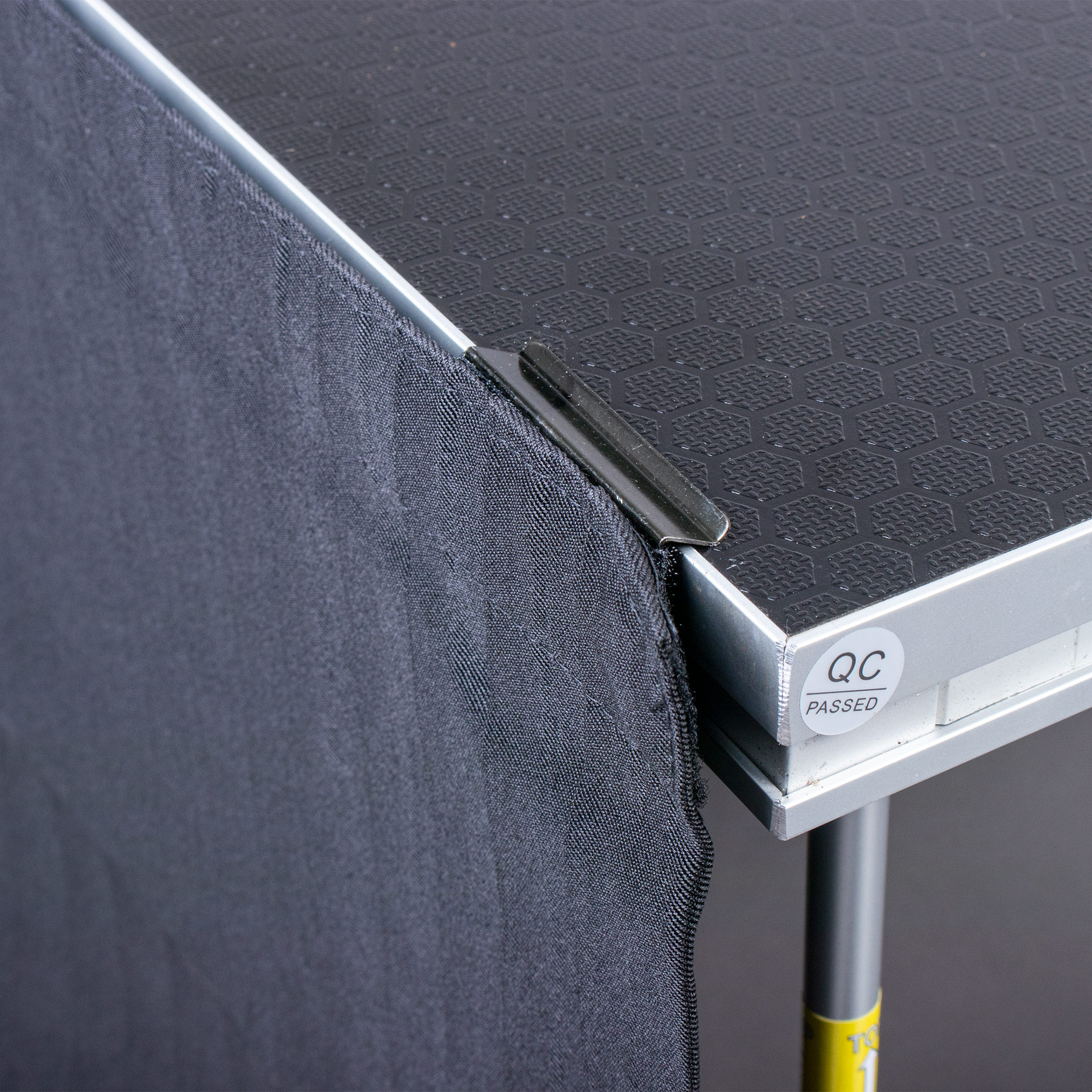 PORTABLE STAGE FOR FITNESS STUDIO OR EVENTS