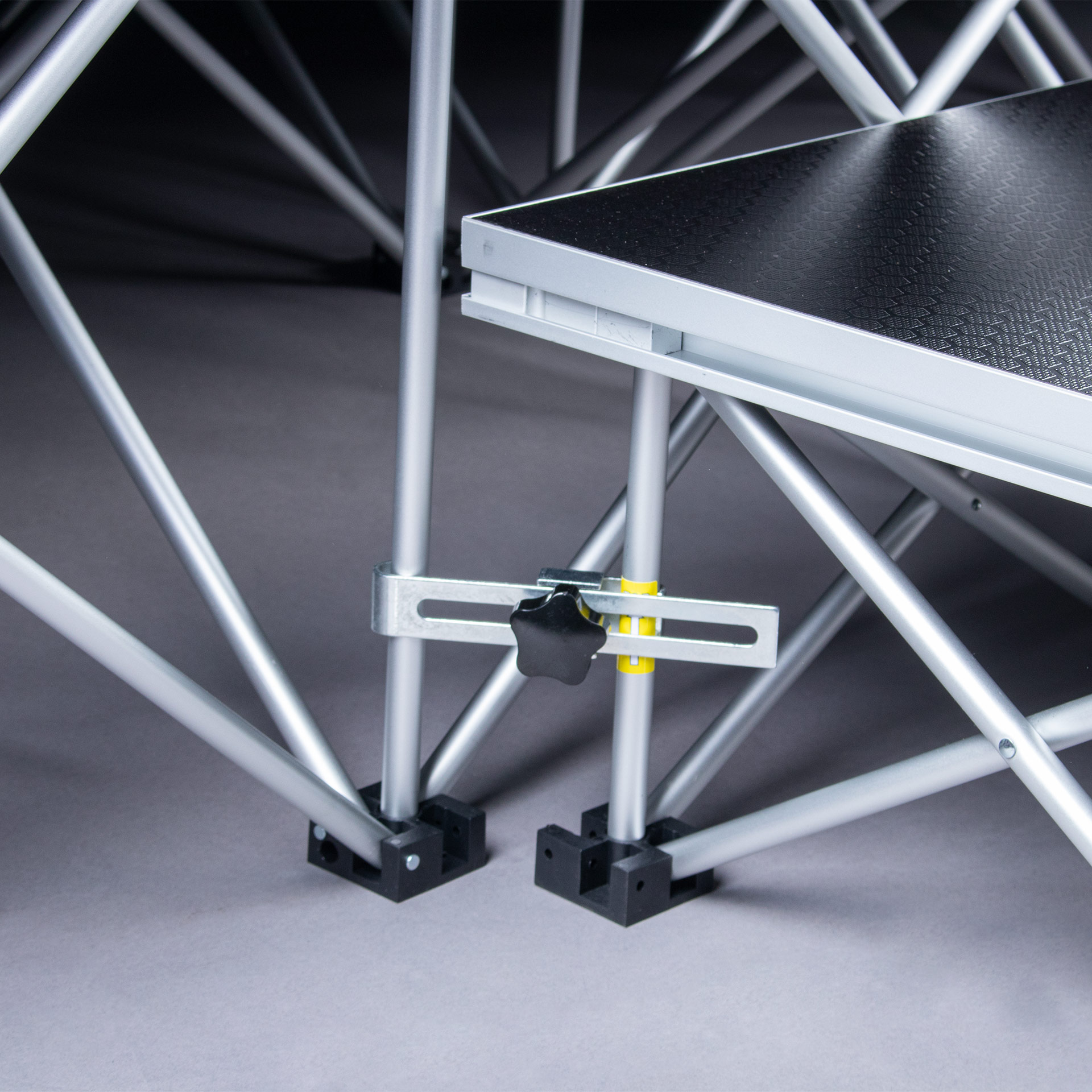 PORTABLE STAGE FOR FITNESS STUDIO OR EVENTS