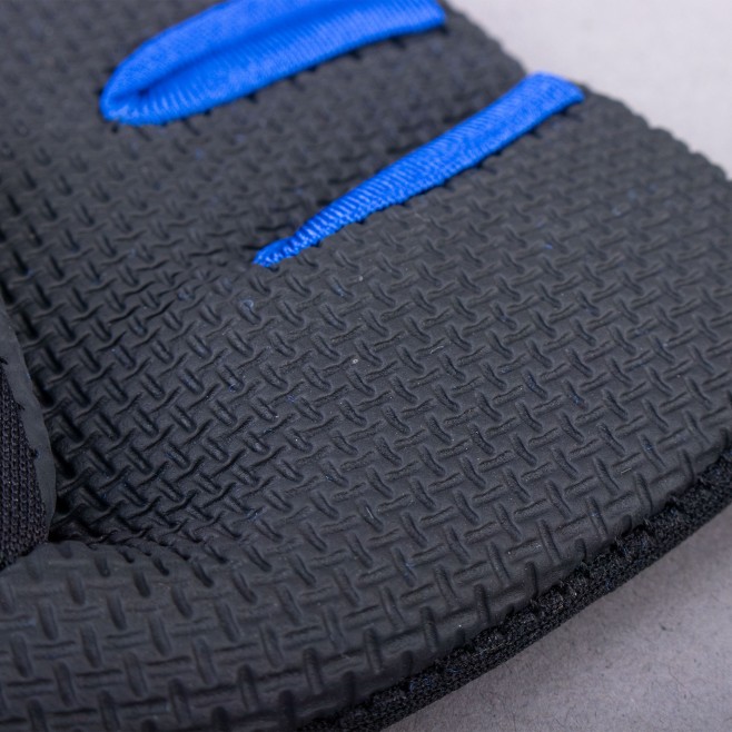 PAIR OF NEOPRENE/RUBBER BODYBUILDING GLOVES