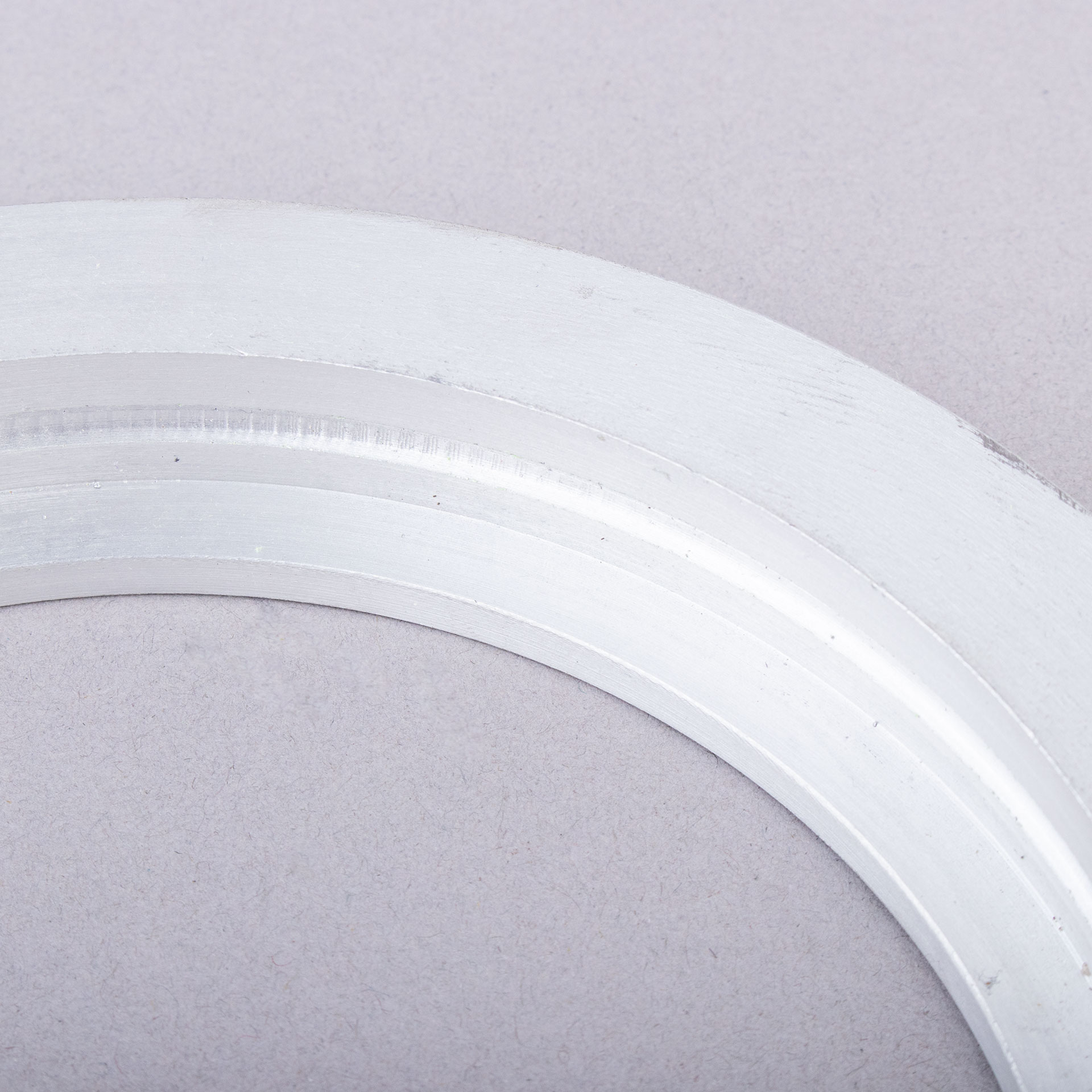 WOODEN FLOOR ANCHORING DEVICE