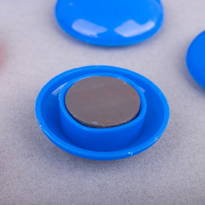 SET OF 22 MAGNETIC PINS FOR TACTICAL BOARD