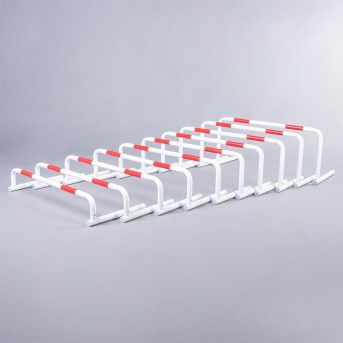 SET OF 10 HURDLES WITH DIFFERENT HEIGHTS