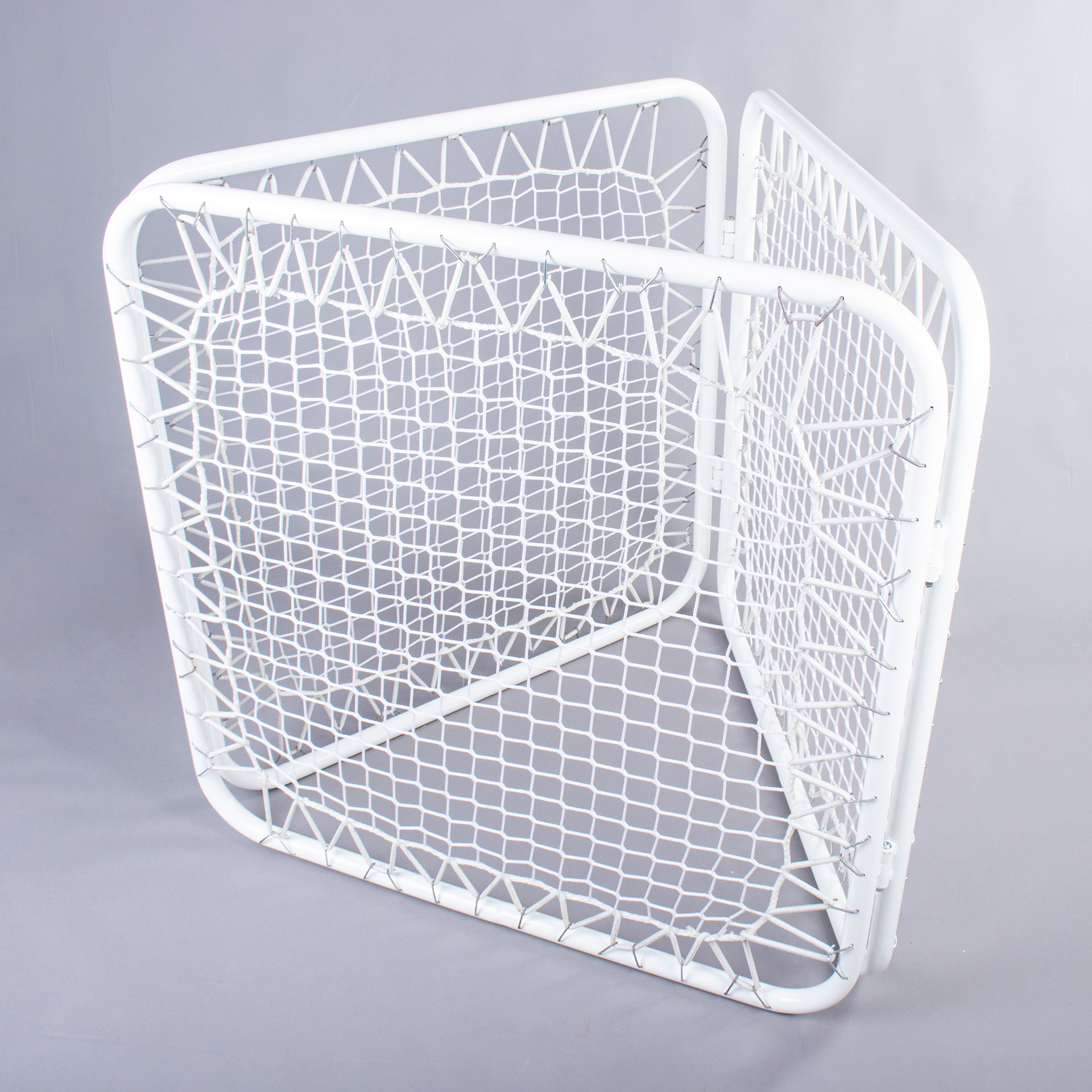 TRIANGULAR WALL FOR TRAINING