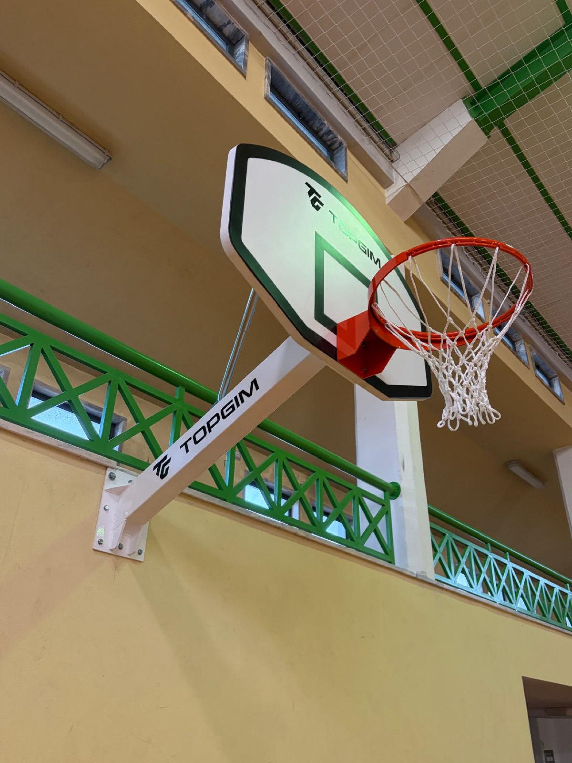 BASKETBALL WALL SET