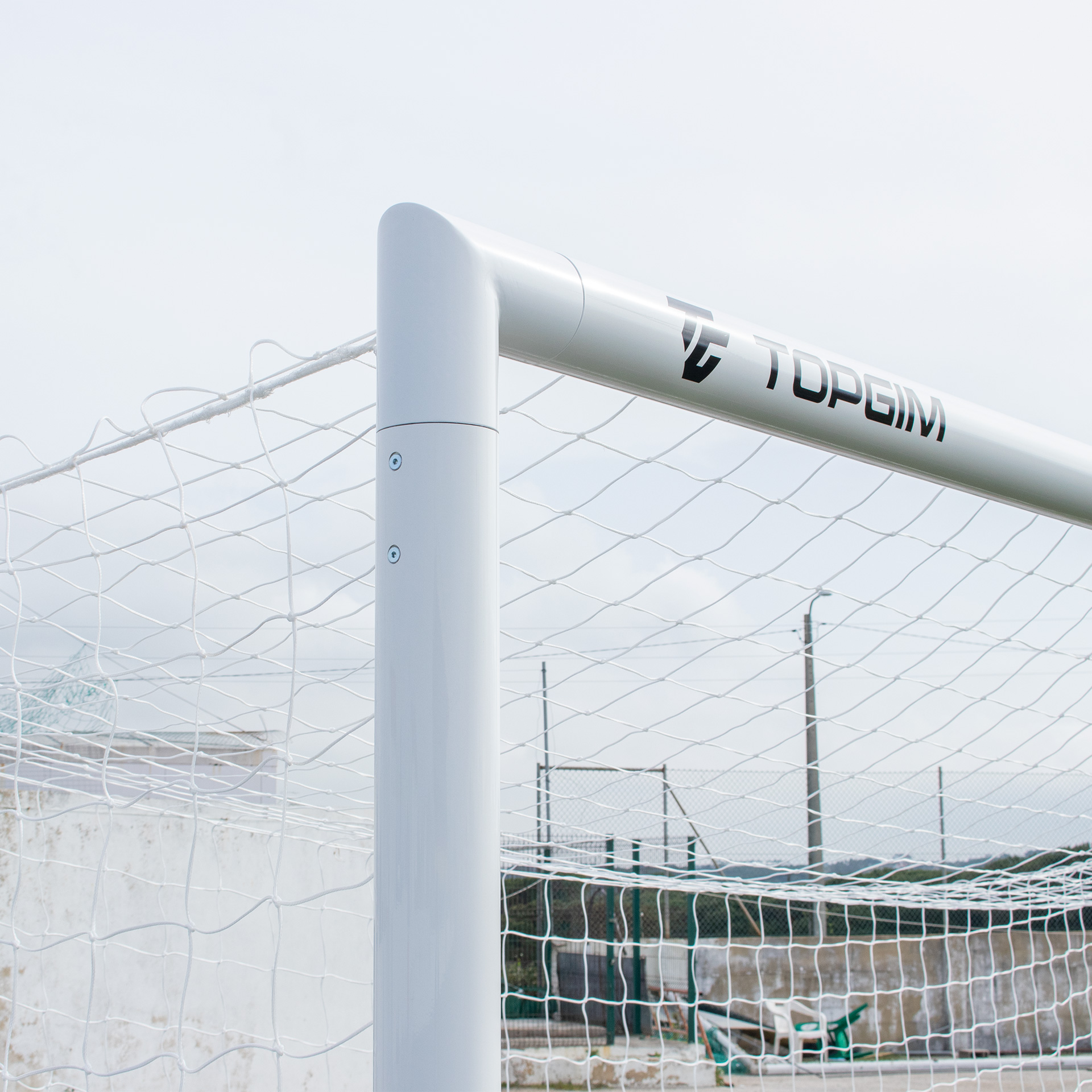 PROFESSIONAL FOOTBALL GOAL 11 BOX