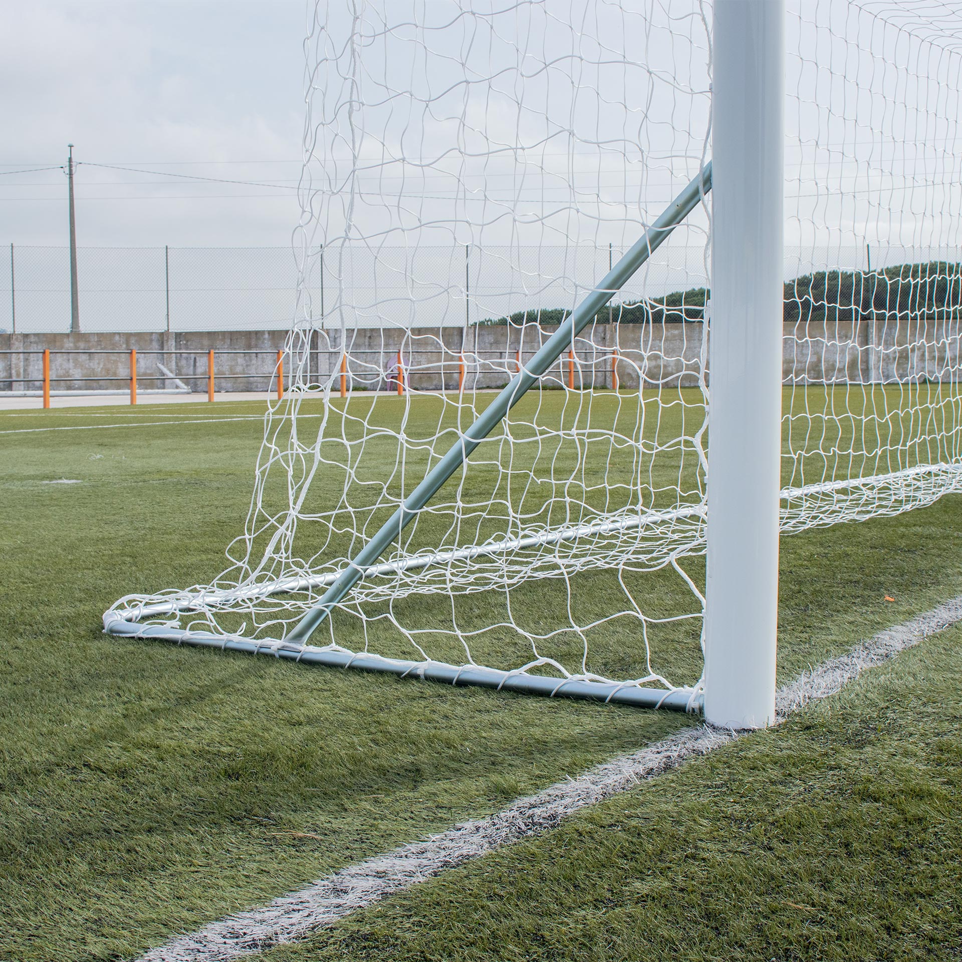 REMOVABLE FOOTBALL 7 GOAL