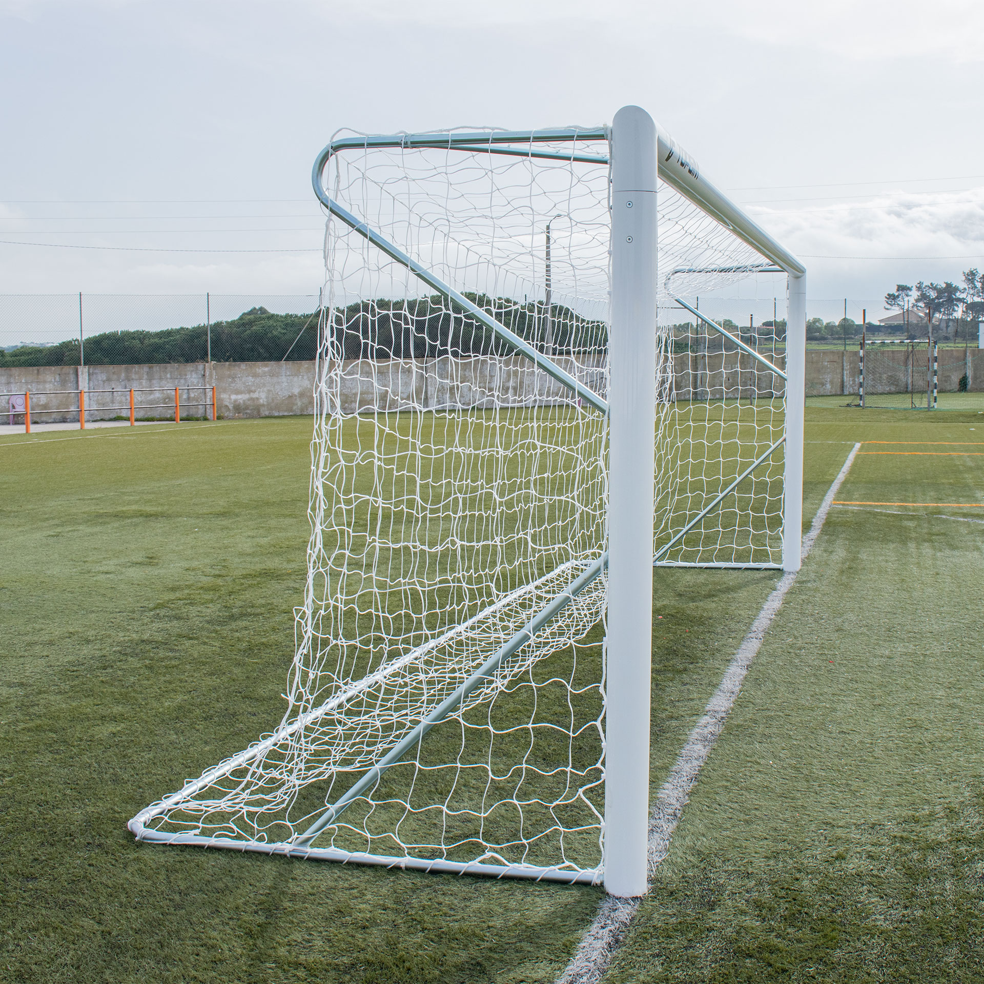 REMOVABLE FOOTBALL 7 GOAL