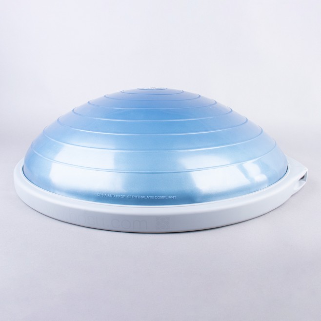 BOSU BALANCE TRAINER