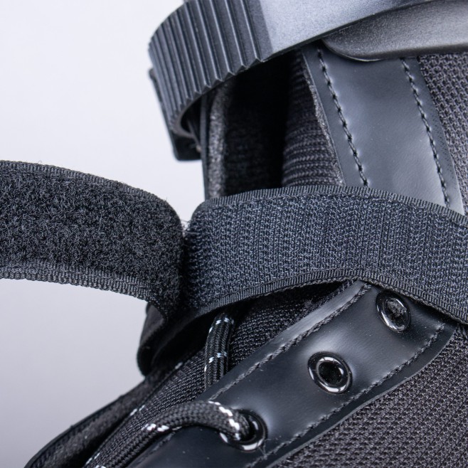 INLINE SKATES